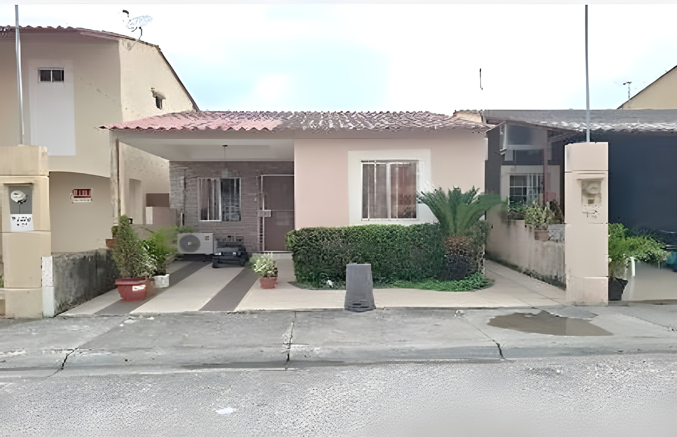 Casa en Pascuales Urbano - Guayaquil