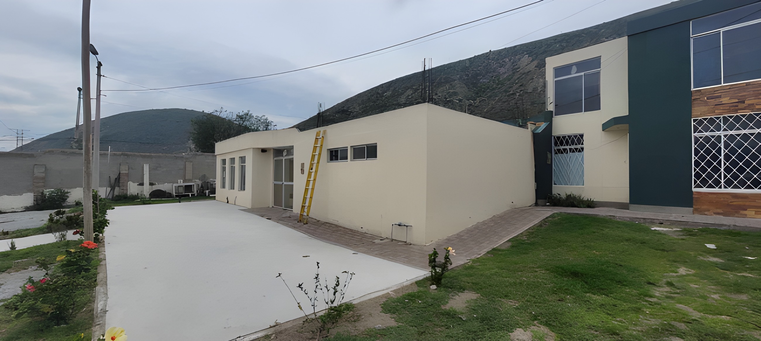 Casa en conjunto Supirrosa - San Antonio de Pichincha