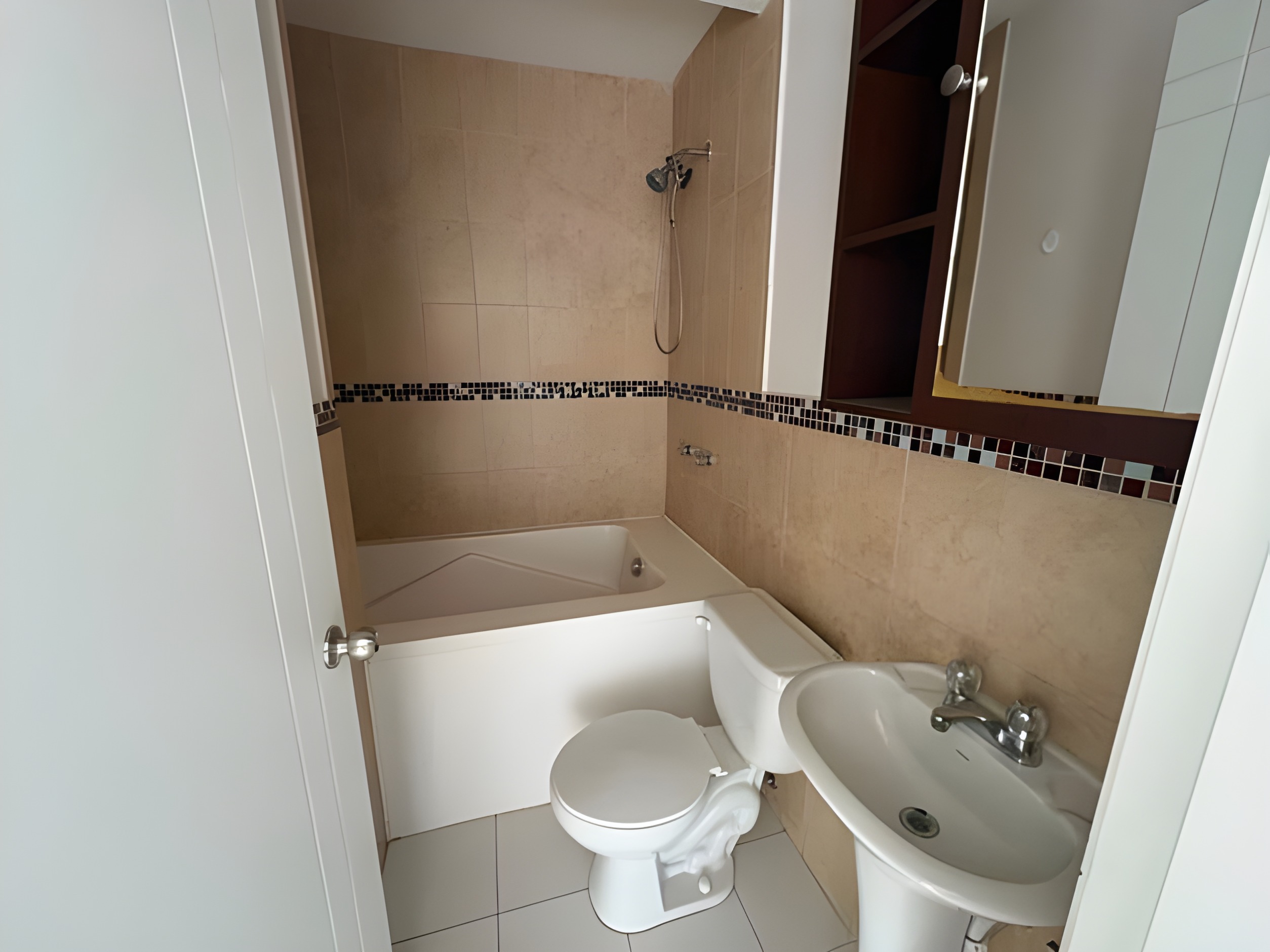 Departamento en Conjunto Venturada II - Quito