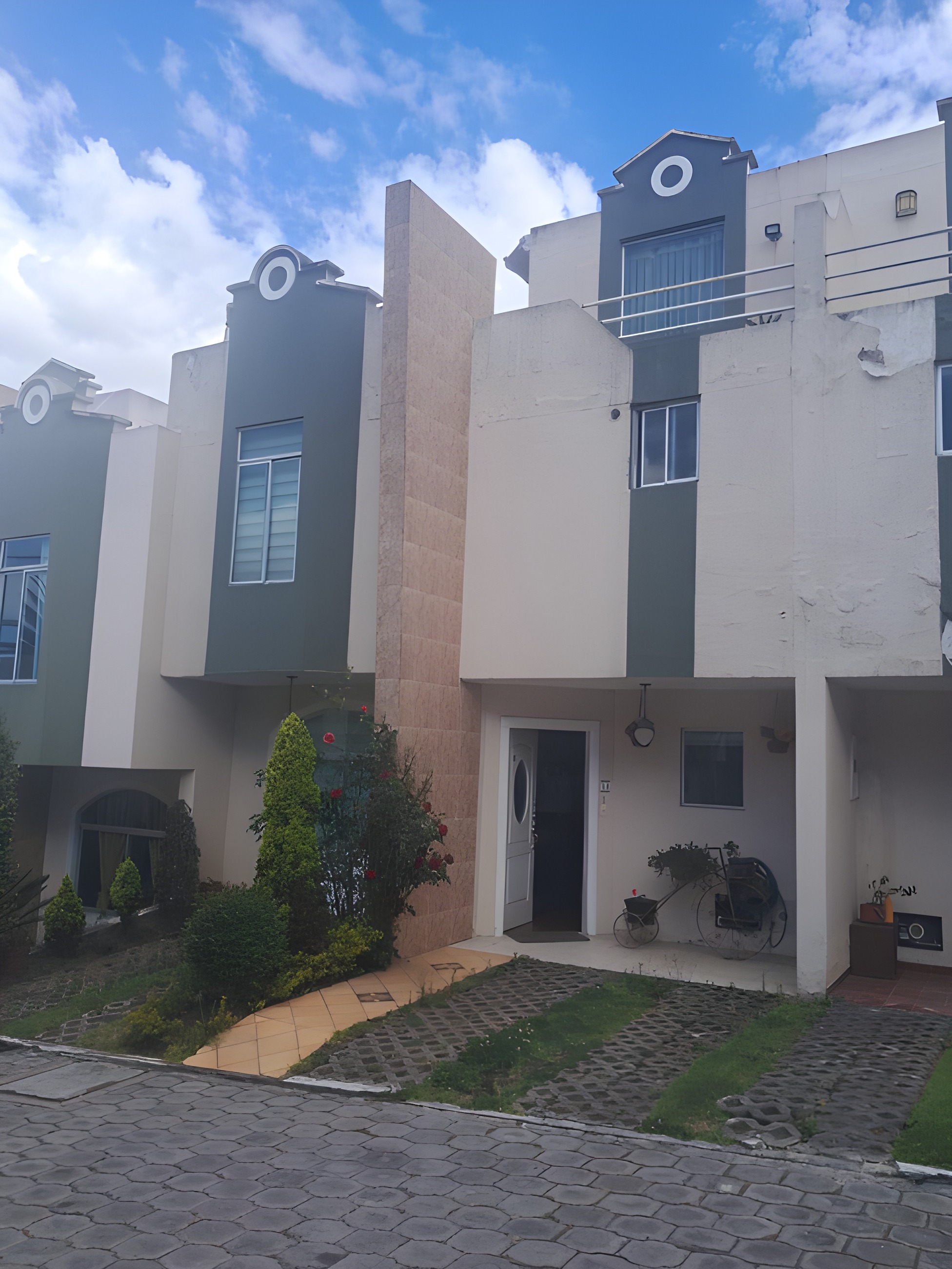 Casa en conjunto residencial - Quito