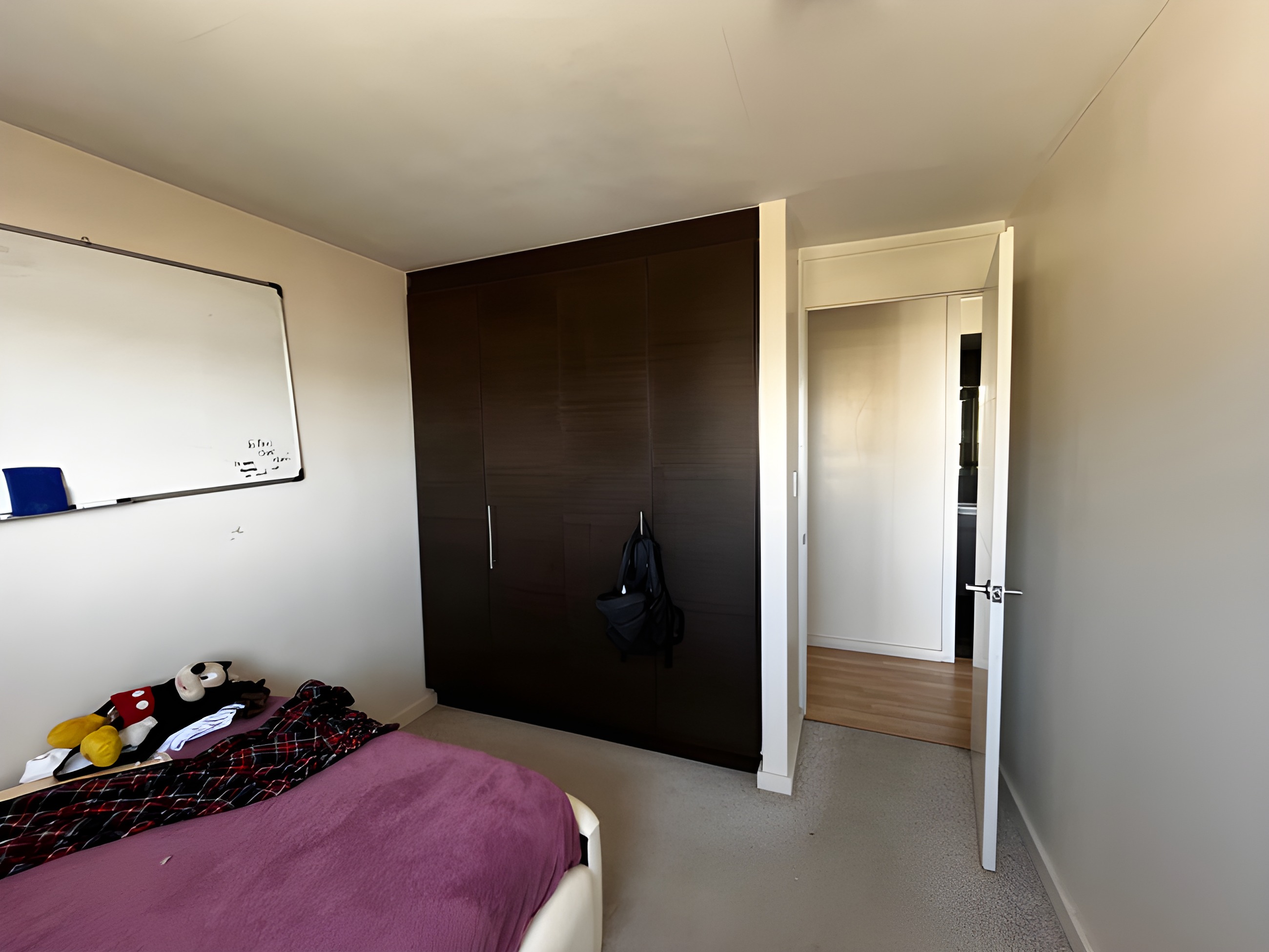 Departamento con parqueadero - Quito
