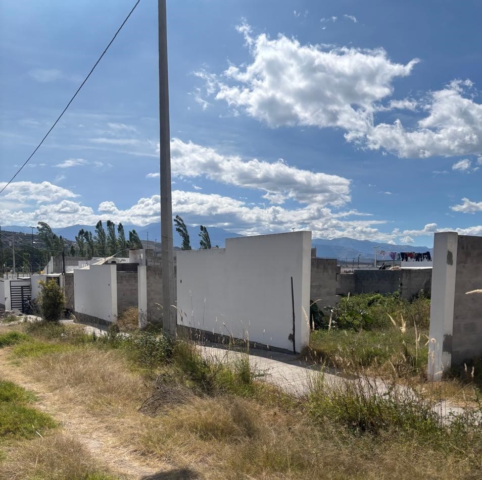 Casas y lotes en Ibarra - Imbabura