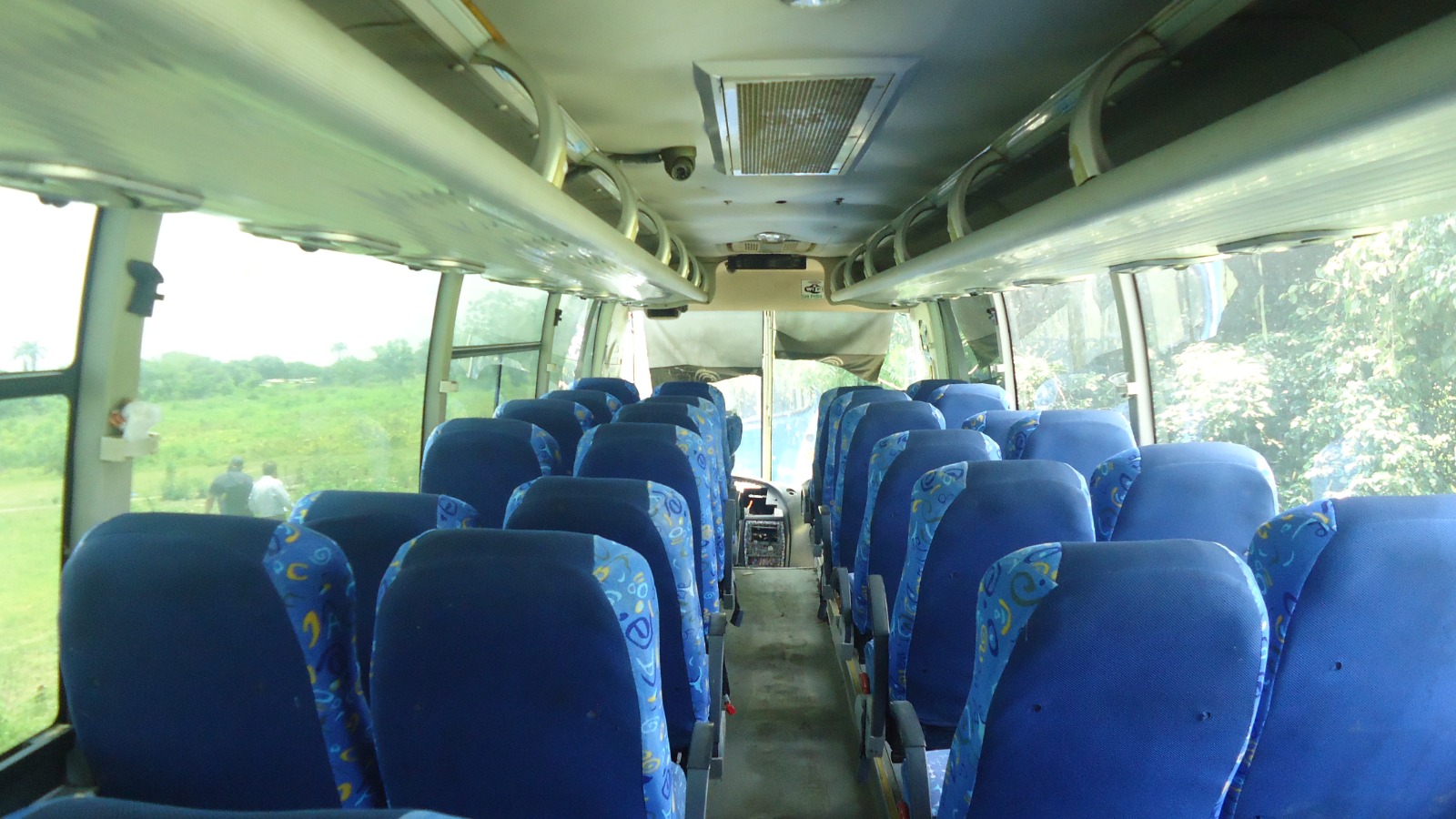 Bus Yutong en Nobol - Guayas