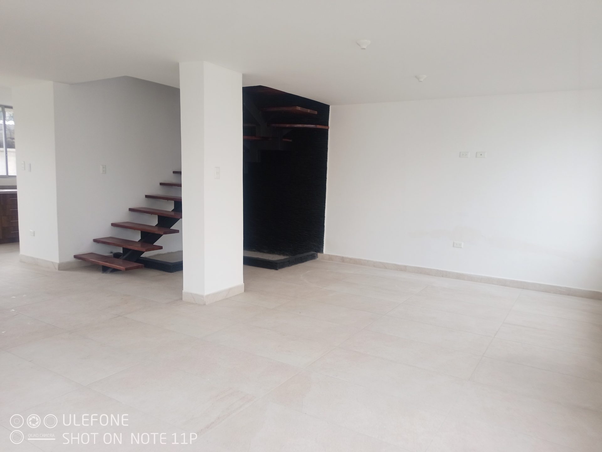 Conjunto residencial Sun Rise - Quito