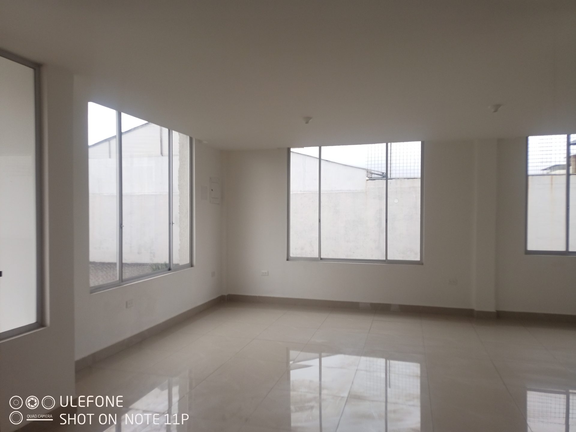 Conjunto residencial Sun Rise - Quito