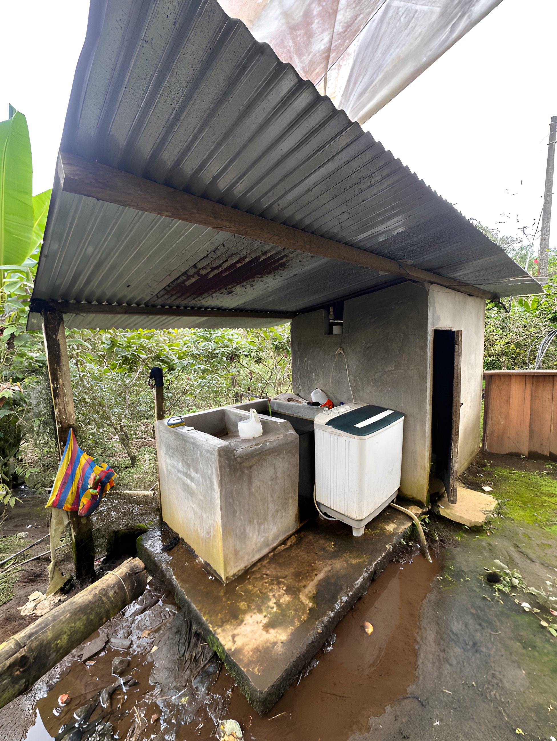Terreno con vivienda en San Jacinto - Bolívar
