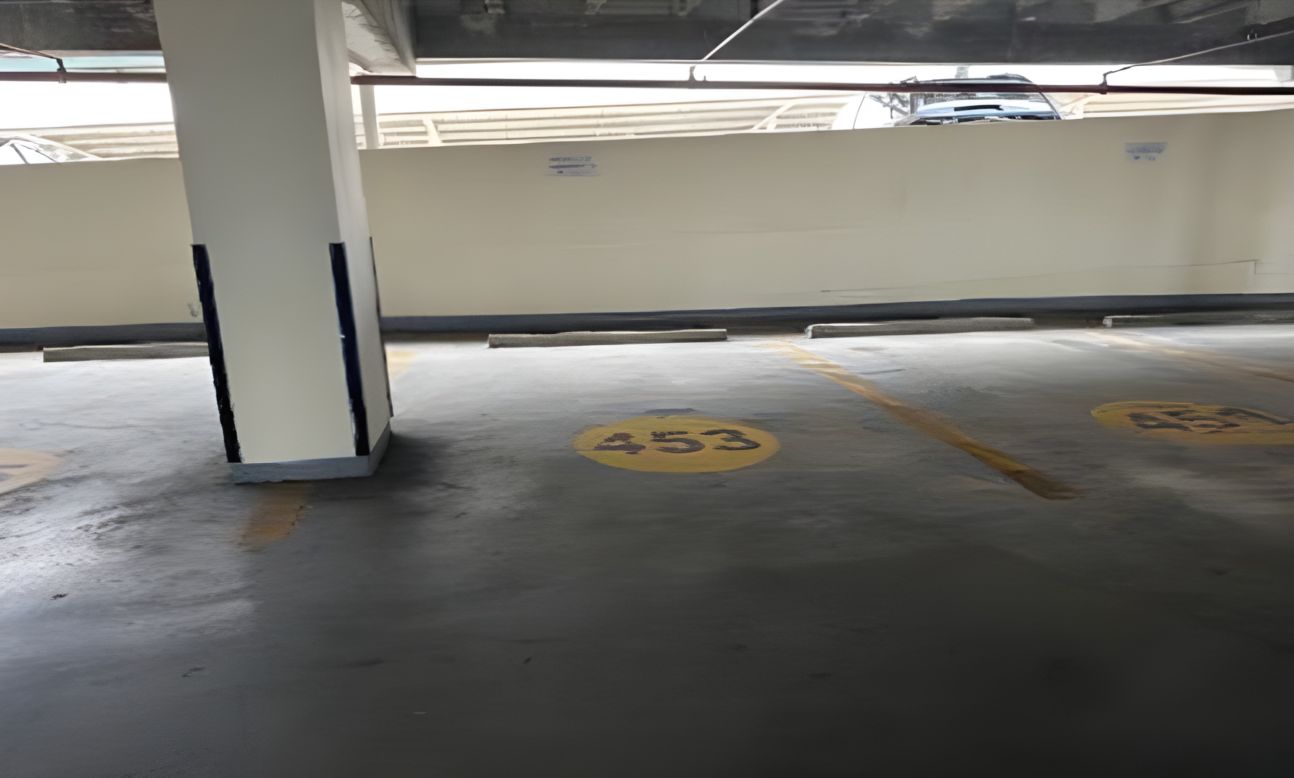 PARQUEO 453 EN EL EDIFICIO METRO PARK CENTER