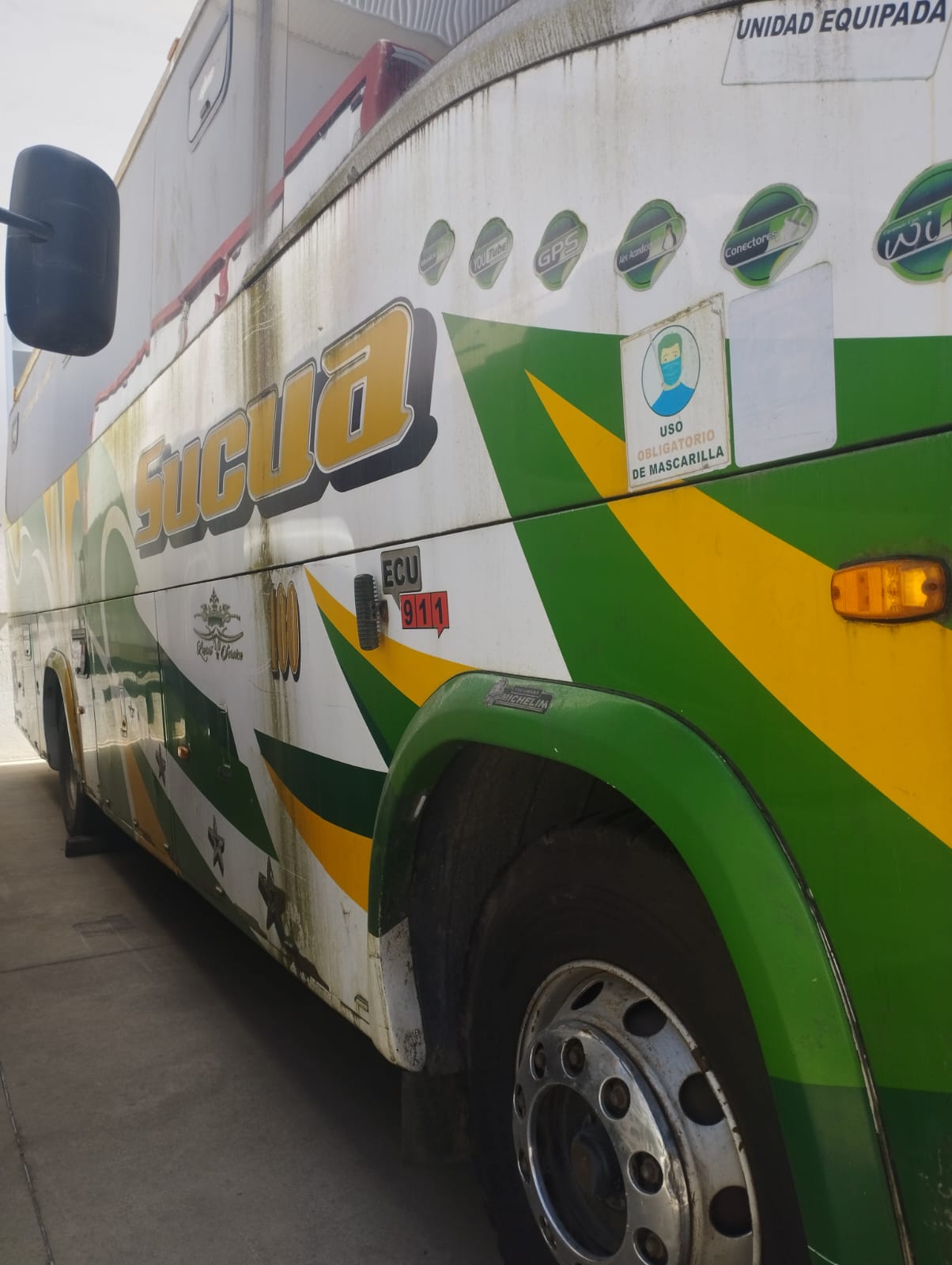 Hino ak8jrsa 7.7 2p 4x2 tm diesel 2019