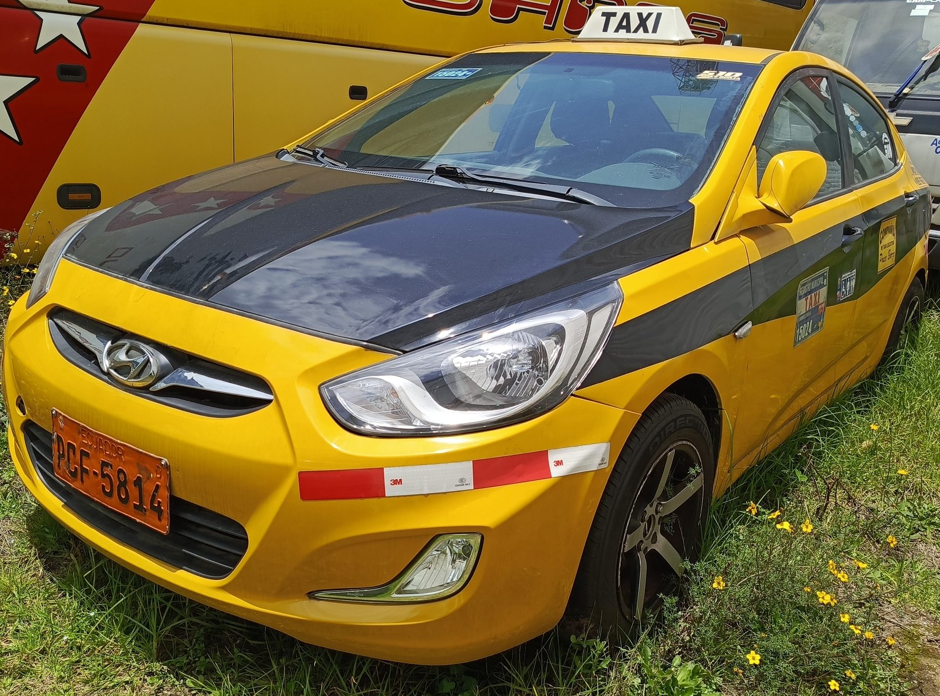 Hyundai accent tm 1.6 4p 4x2 std 2013