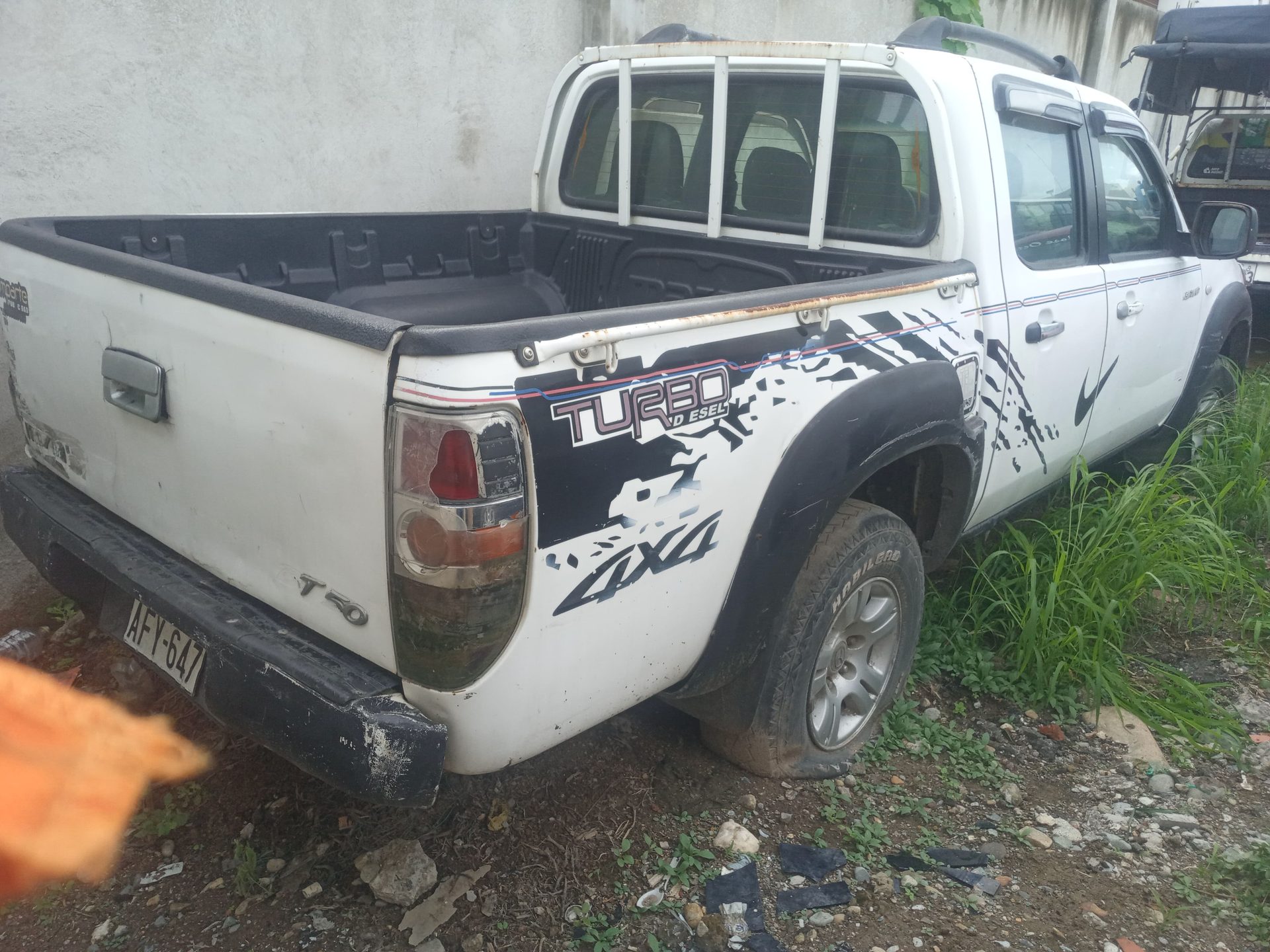 Mazda bt-50 cd 4x4 std crd 2.5 2009 · Regular