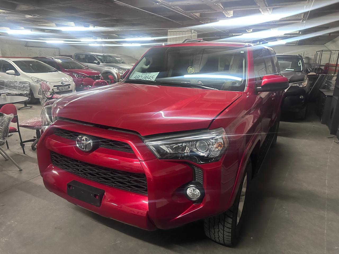 Toyota 4runner 4.0 5p 4x4 ta 3ra fila 2014 · Buen estado