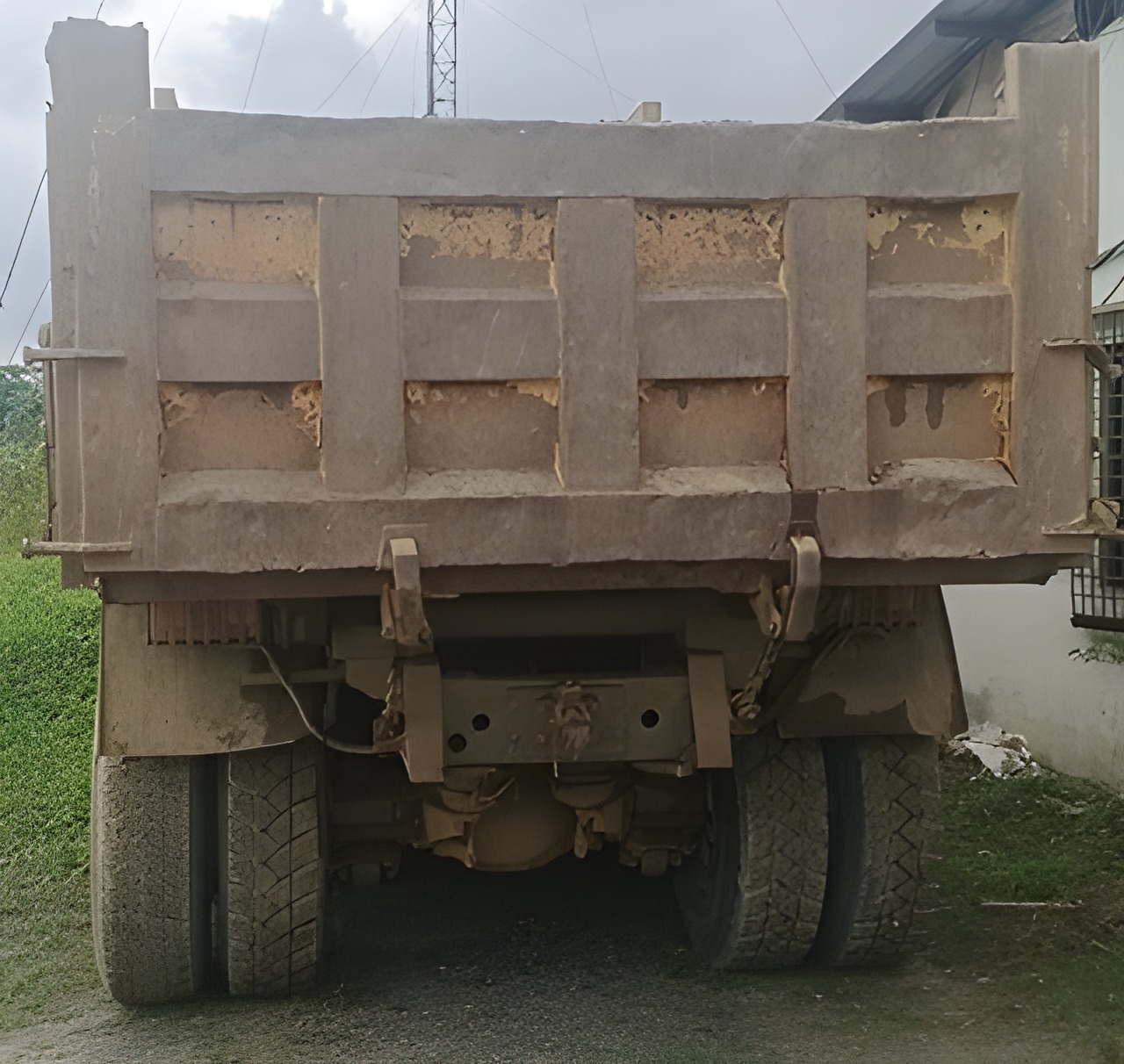 Dongfeng DFL3251A1 AC 8.9 2P 6x4 TM Diesel 2023