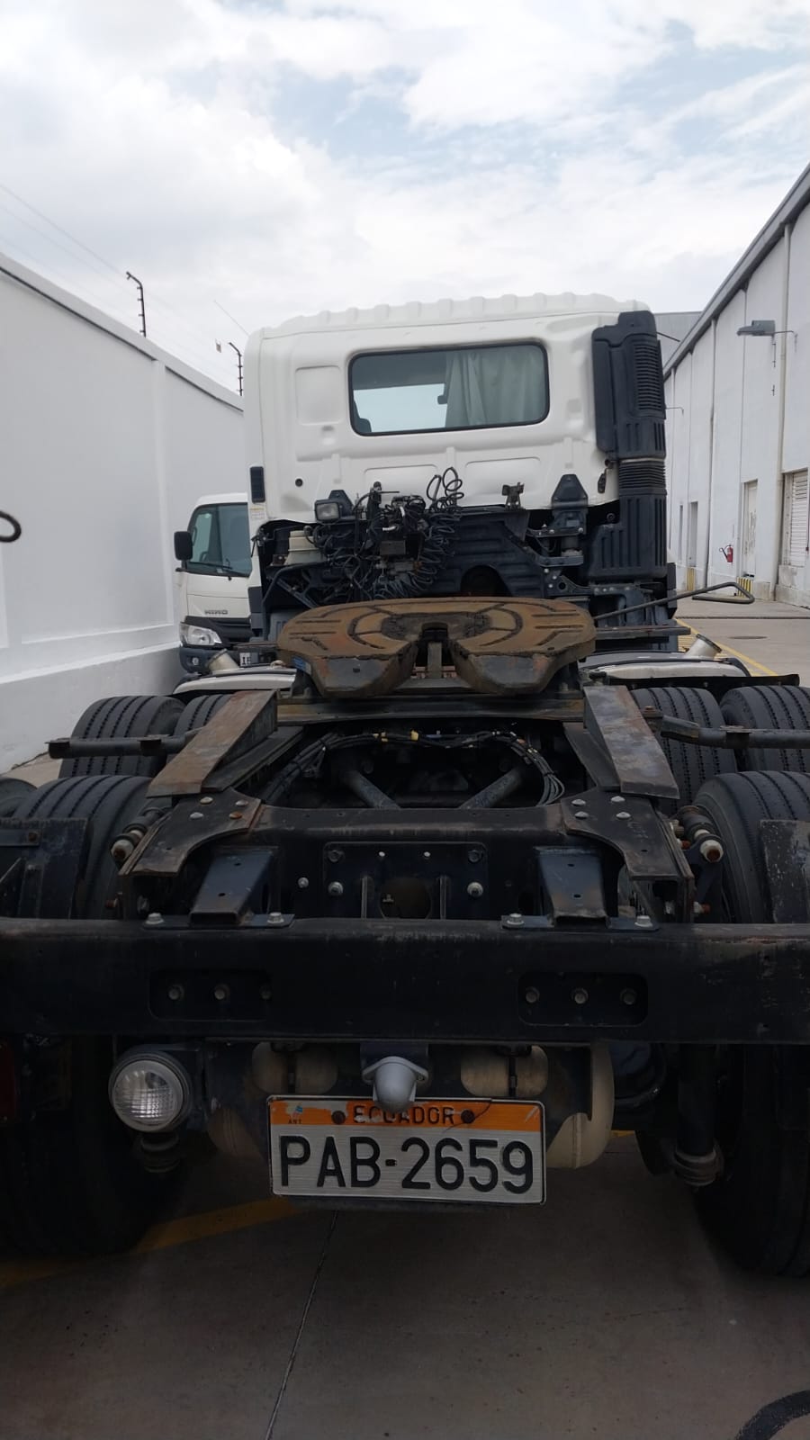 Hino ss1eksa ac 12.9 2p 6x4 tm 2015