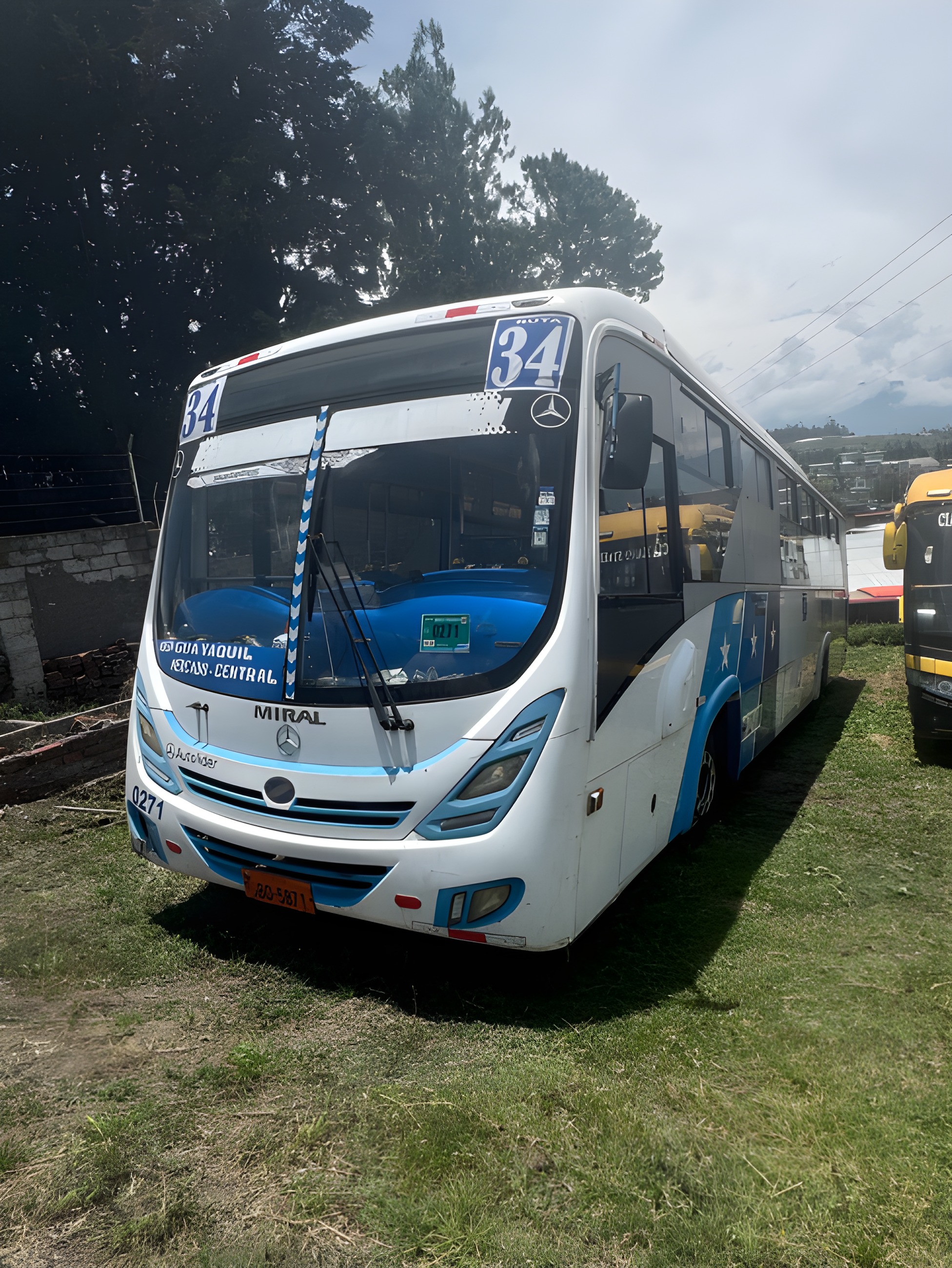 Mercedes Benz OF 1723 6.4 3P 4X2 TM Diesel 2018