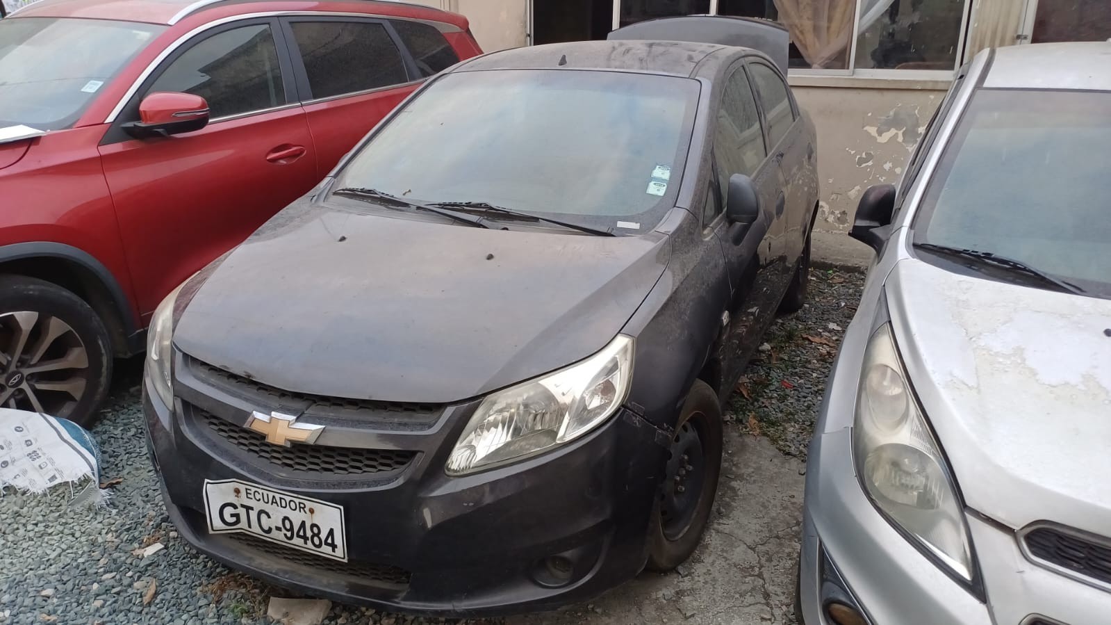 Chevrolet aveo family std, ac, 1.4, 4x2tm, color plomo 2019