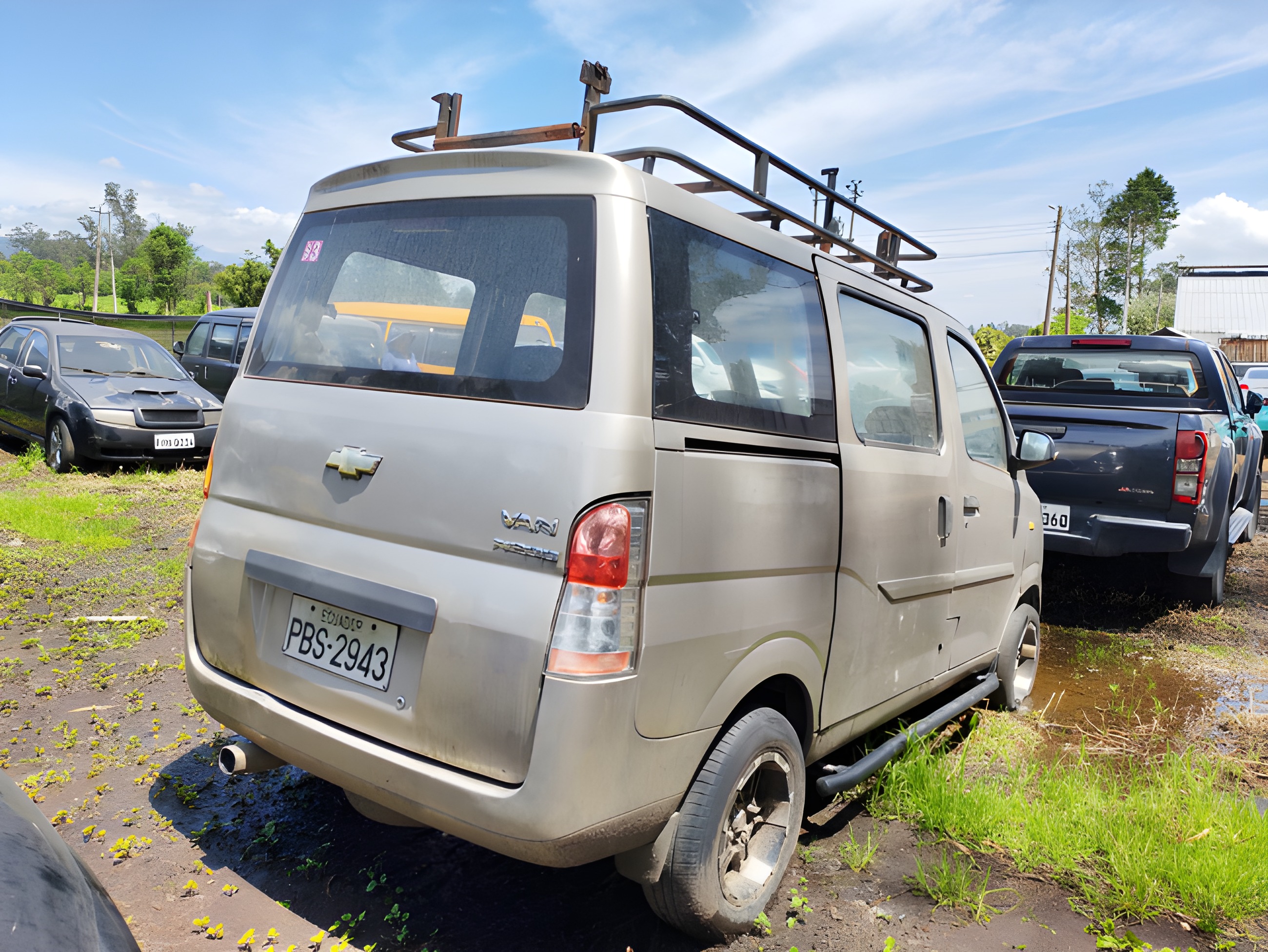 Chevrolet N200 Van Pasajeros 2011