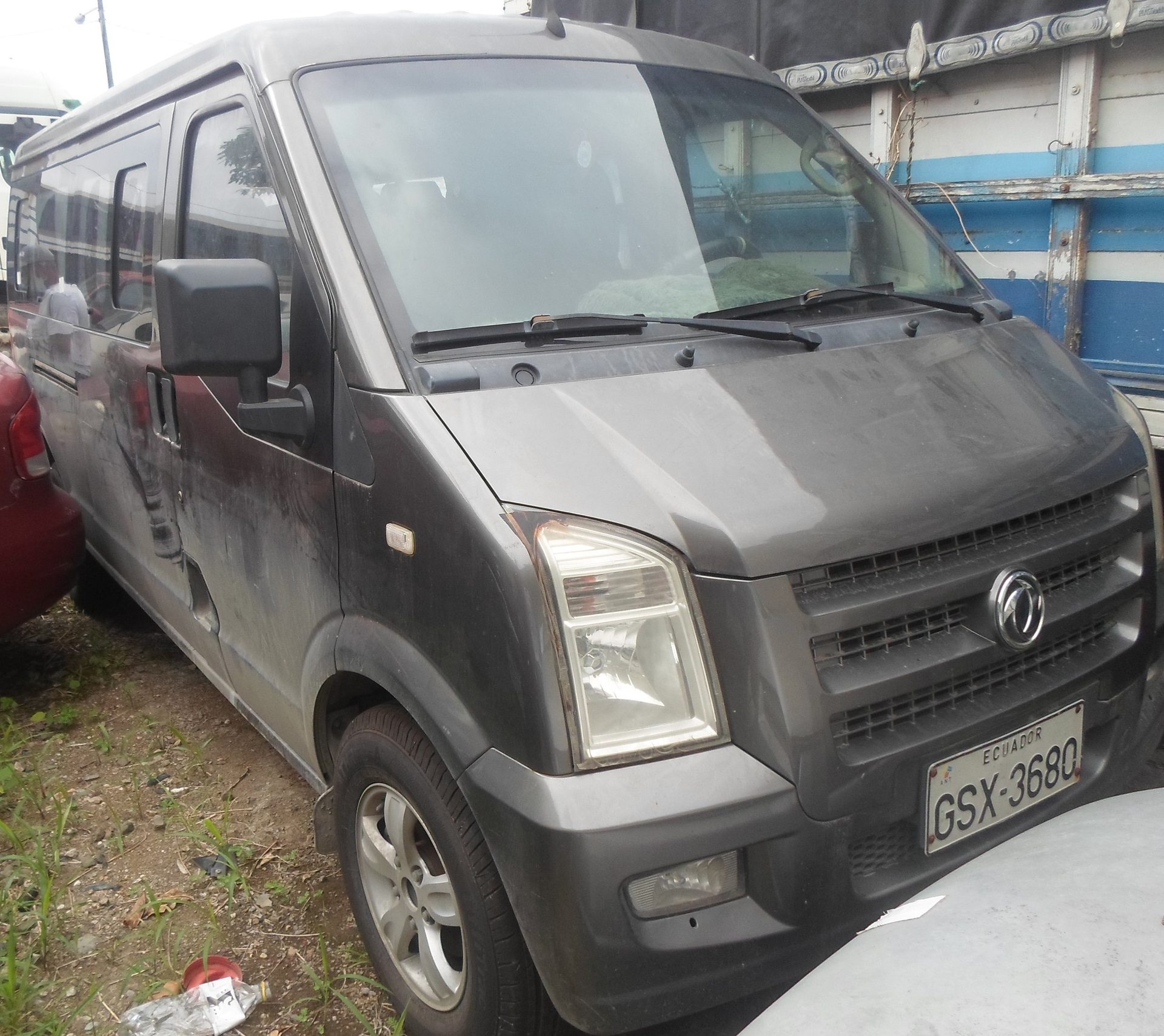 Dfsk c37 ac 1.5 4p 4x2 tm 2018 · Regular