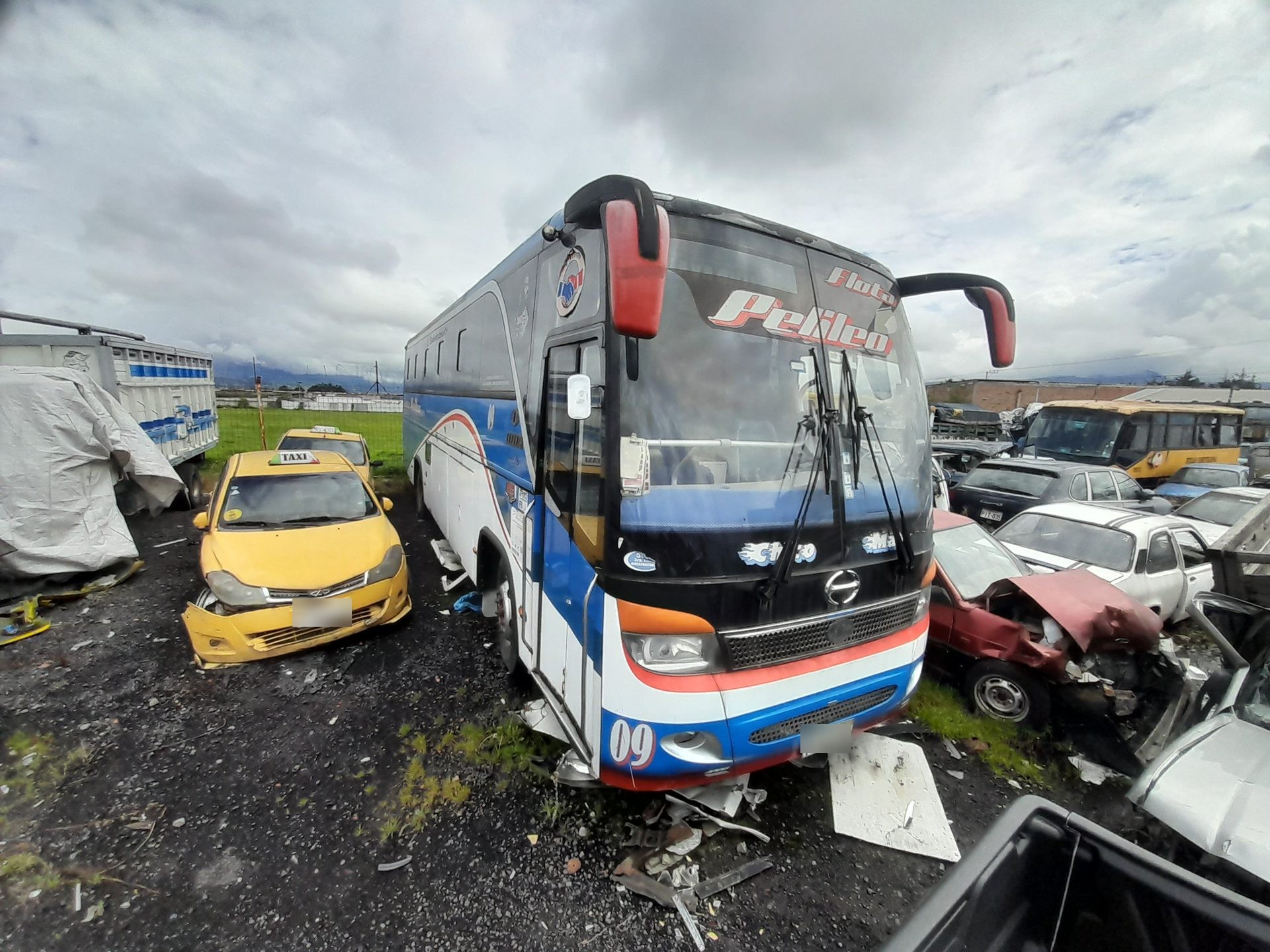 Autobús Hino AK8JRSA 2014 - Mejía