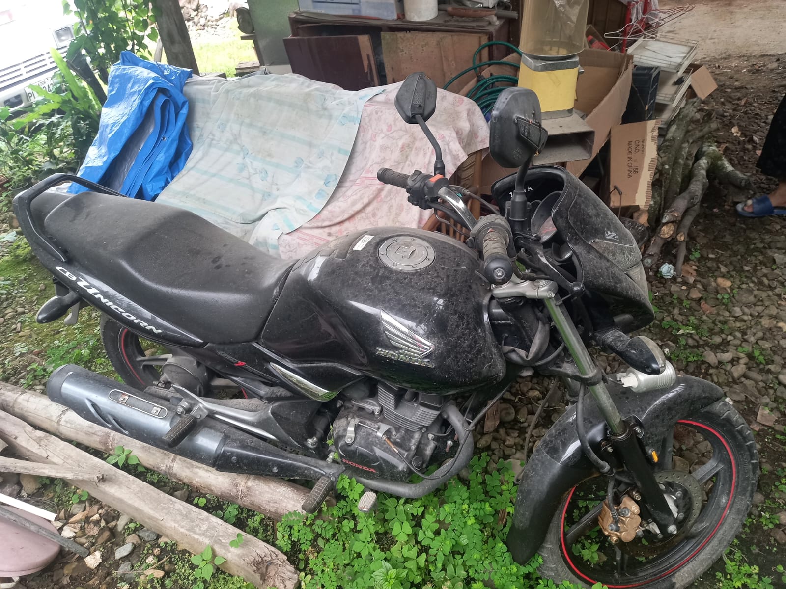 Honda CB150 Unicorn 2017 - Tena