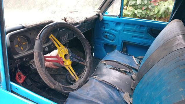 Mazda B1600 1973 - La Maná