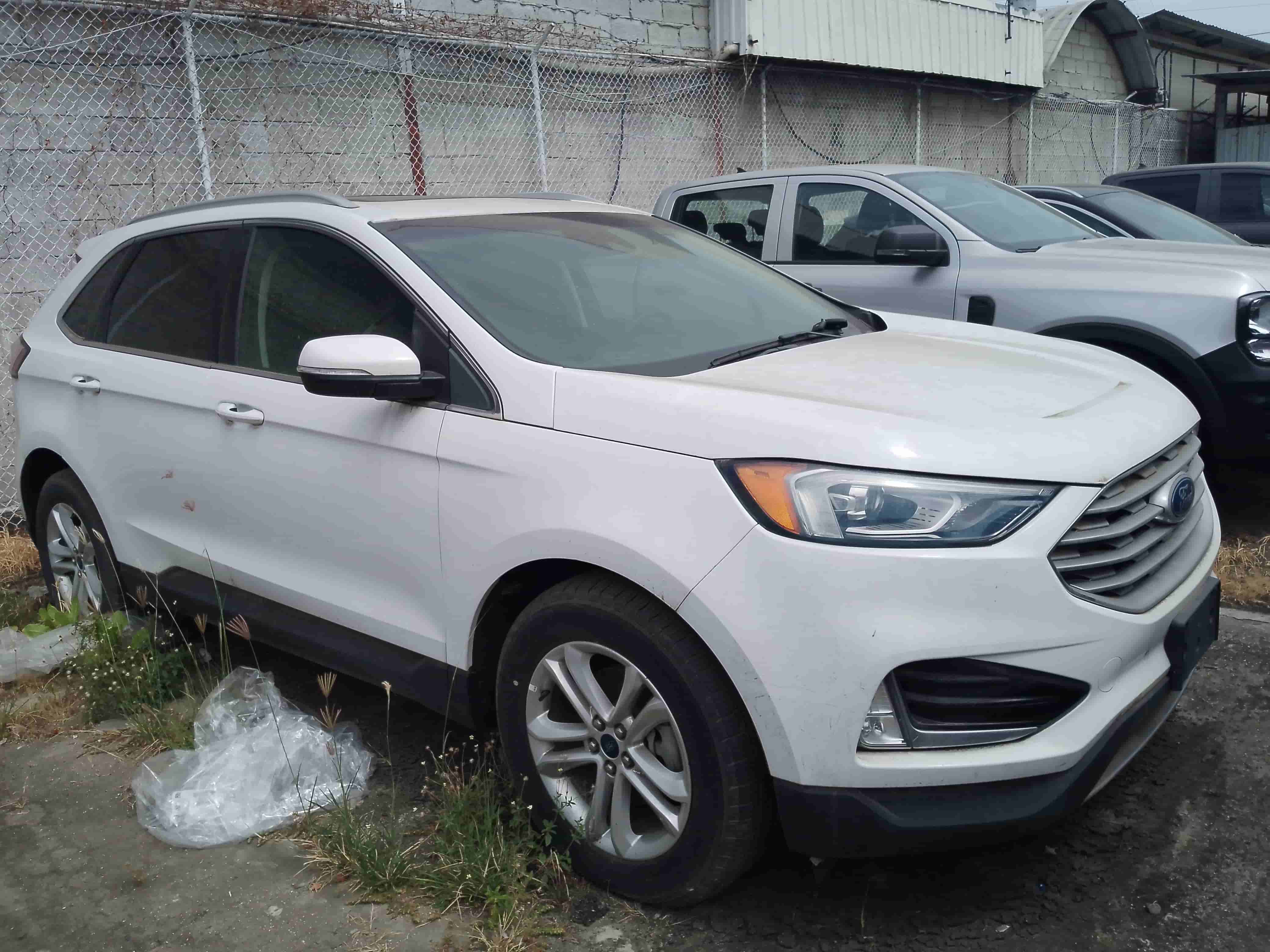 Ford Edge 2019 - Manta