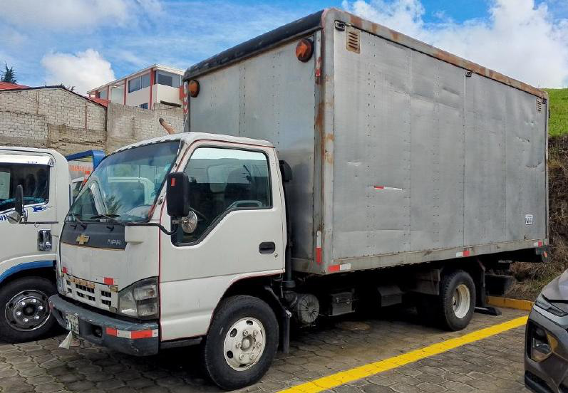 CAMIÓN CHEVROLET NPR